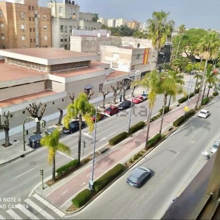 Calle Sevilla Jerez de la Frontera Buitenkant foto